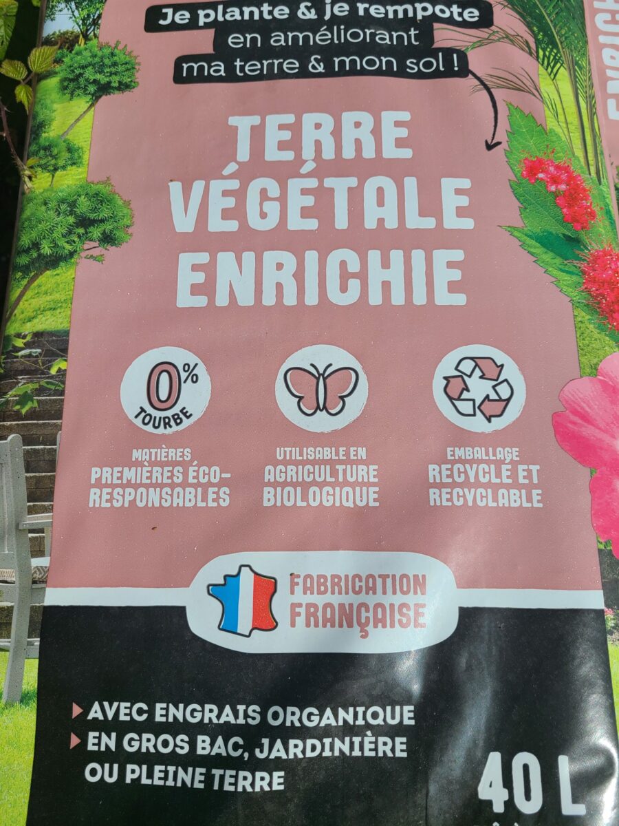 Affaire Bati Deco Amenagement Exterieur Chemille En Anjou Terre Vegetale Enrichie